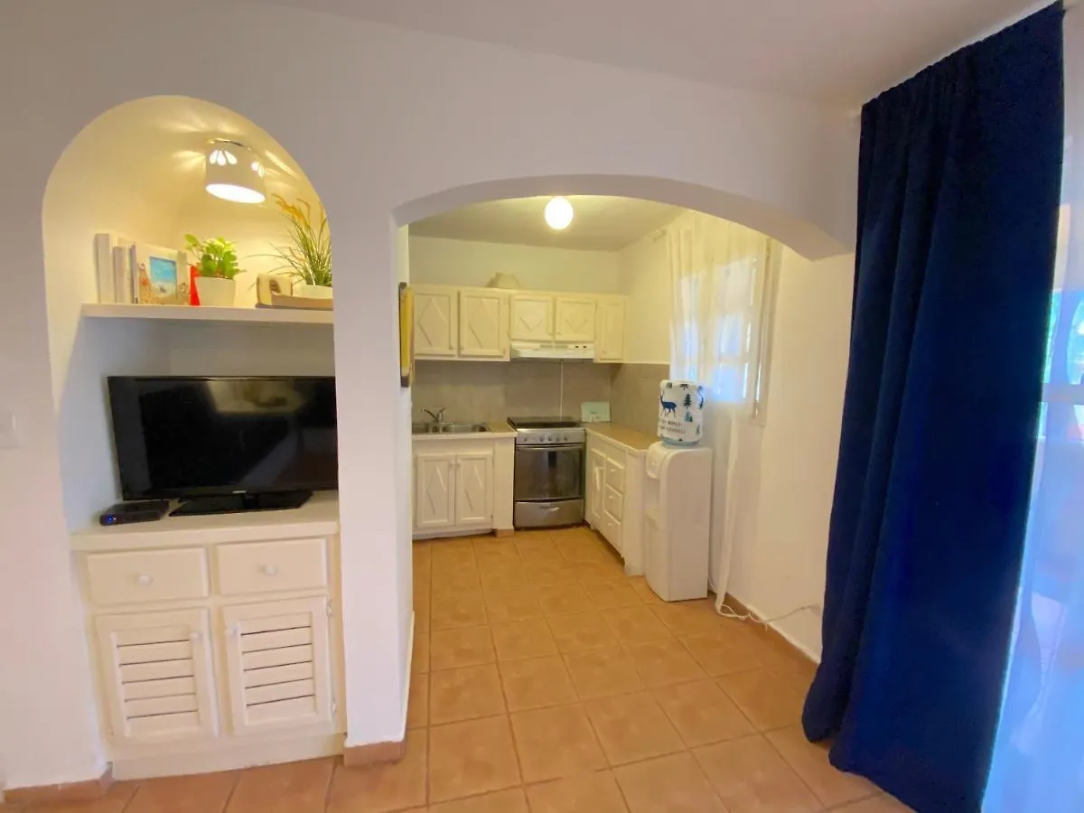 Los Corales Villa 2 Bedrooms - Swimming Pool Wifi Bbq Parking Punta Cana